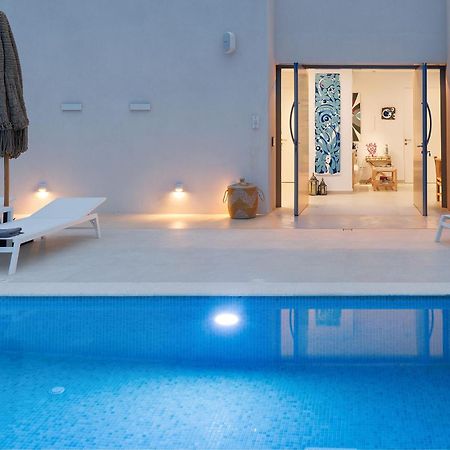 Anemolethe Aparthotel Kímolos Exteriör bild